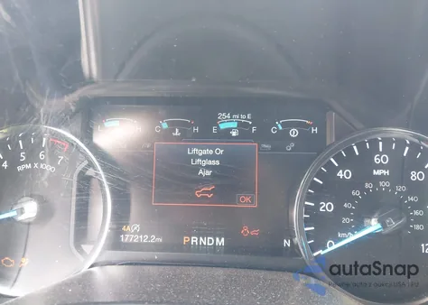 2018 Ford Expedition Max Xlt z USA, uszkodzony, nr VIN 1FMJK1JT0JEA26420